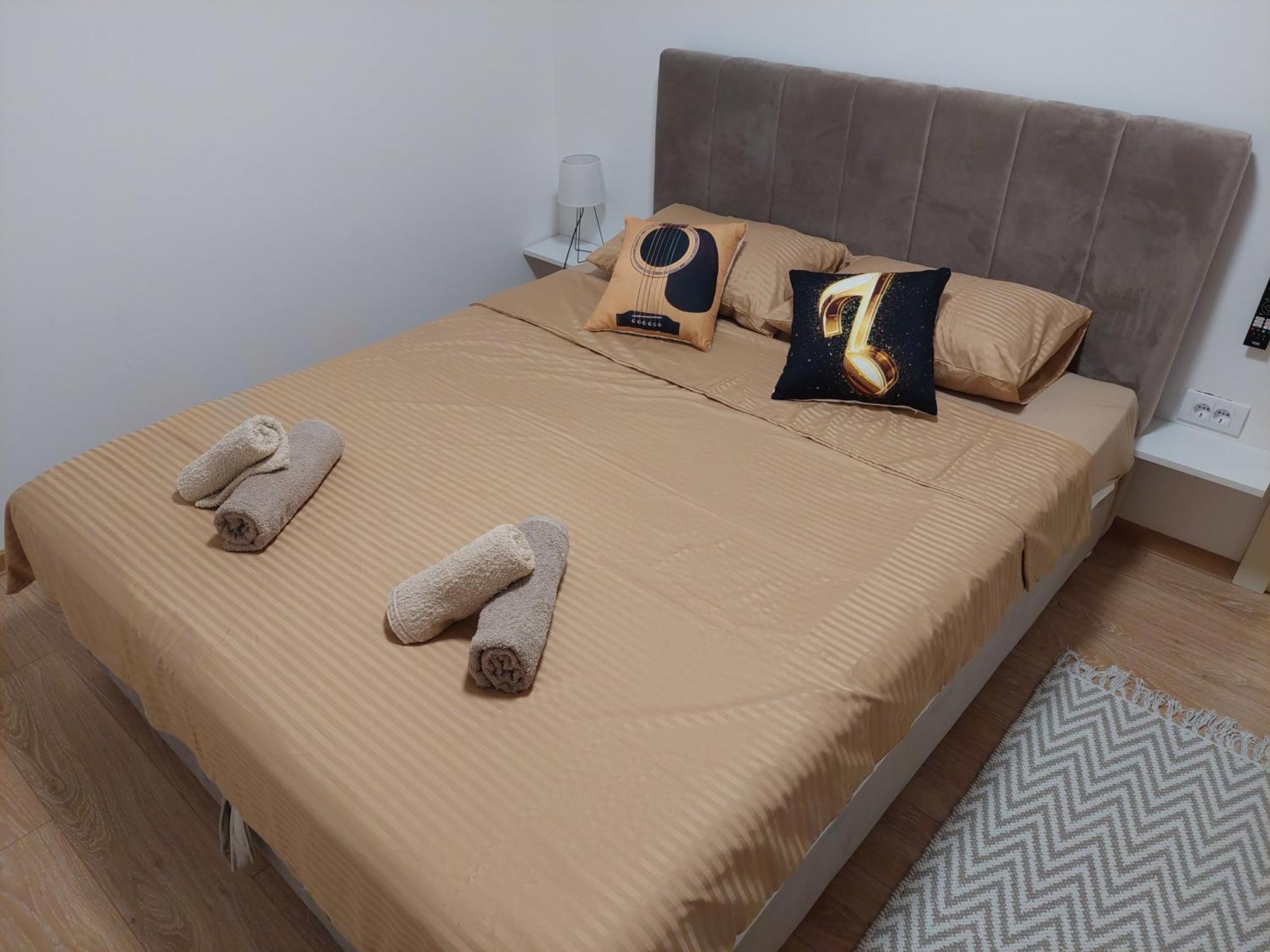 Apartman Muzika Ягодина Экстерьер фото